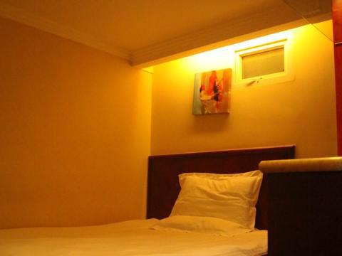 Greentree Inn Guiyang Penshuichi Business Hotel Екстер'єр фото